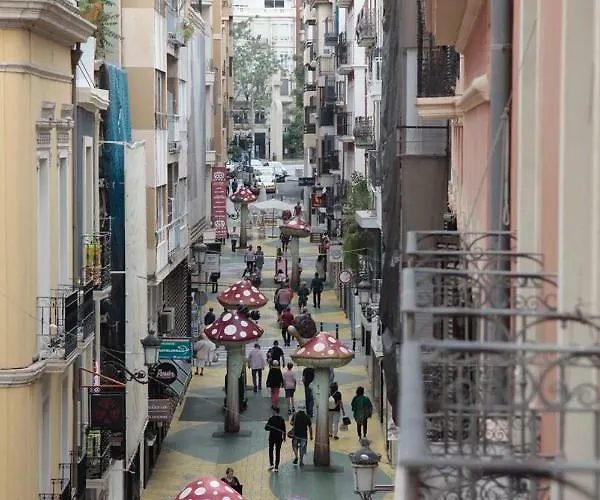 Encantador Piso Nuevo En El Centro De * Αλικάντε